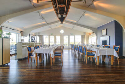 societeitszaal-dineropstelling-04