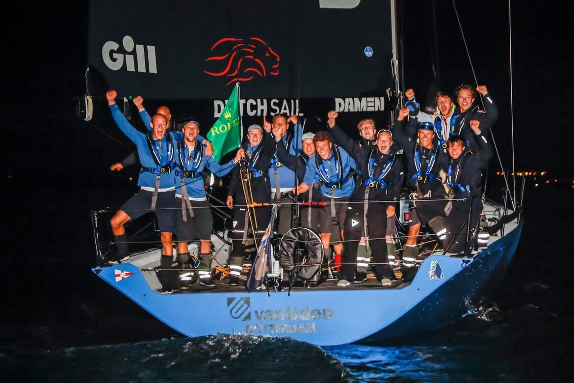 team-van-uden-wint-fastnet